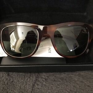 NWT Versace  Authentic Sunglasses havana/green  55mm-Includes Authenticity Card